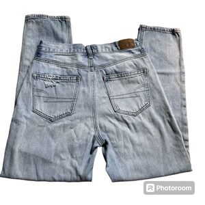 American Eagle mom jeans